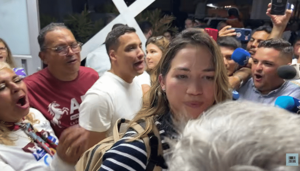 Claudia Macero, jefa de prensa de Machado, regresó a Venezuela