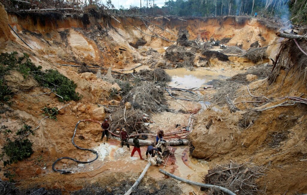 Pueblos indígenas de Amazonas denuncian amenazas del extractivismo