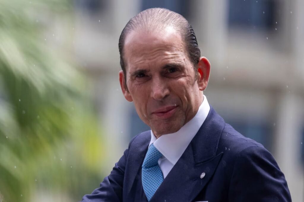 Trump indulta a banquero venezolano Herrera Velutini en medio de polémica
